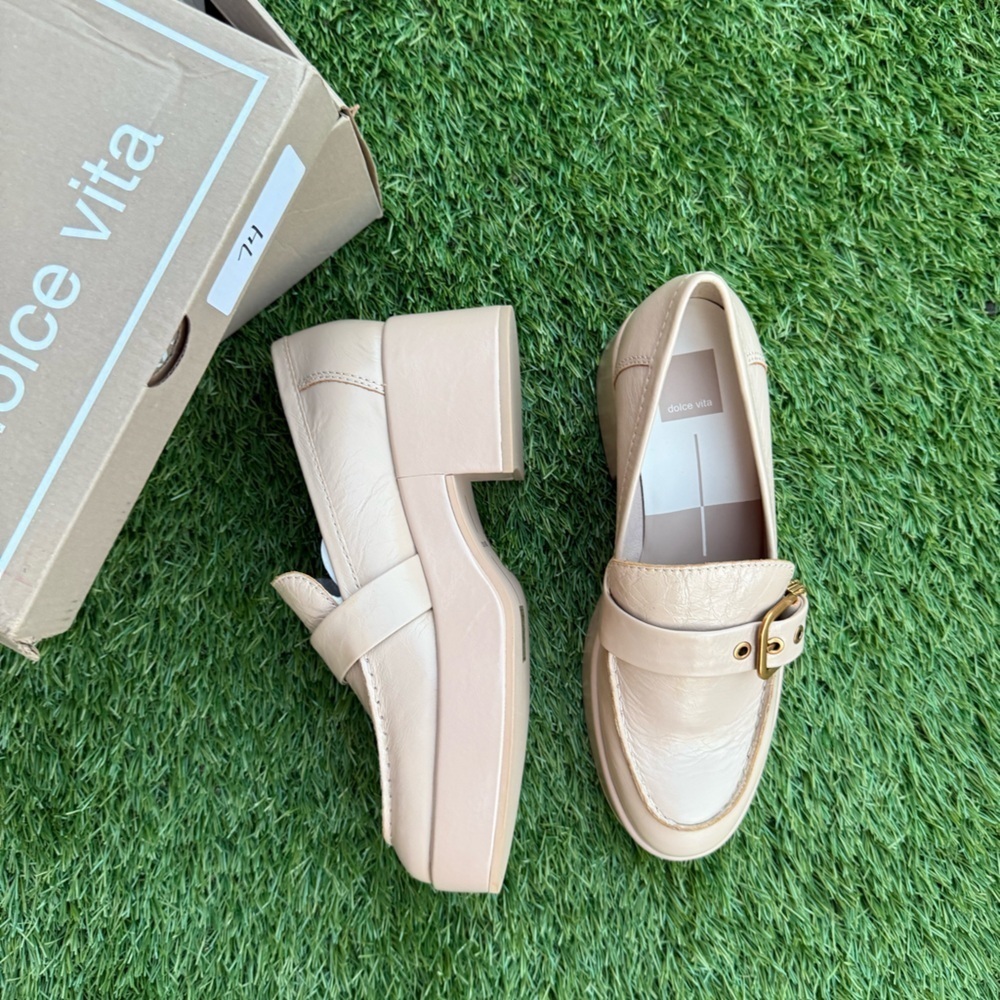 new Dolce Vita “Yonder” Platform Loafers in Sesame Crinkle Patent Size 8.5 - Picture 2 of 9